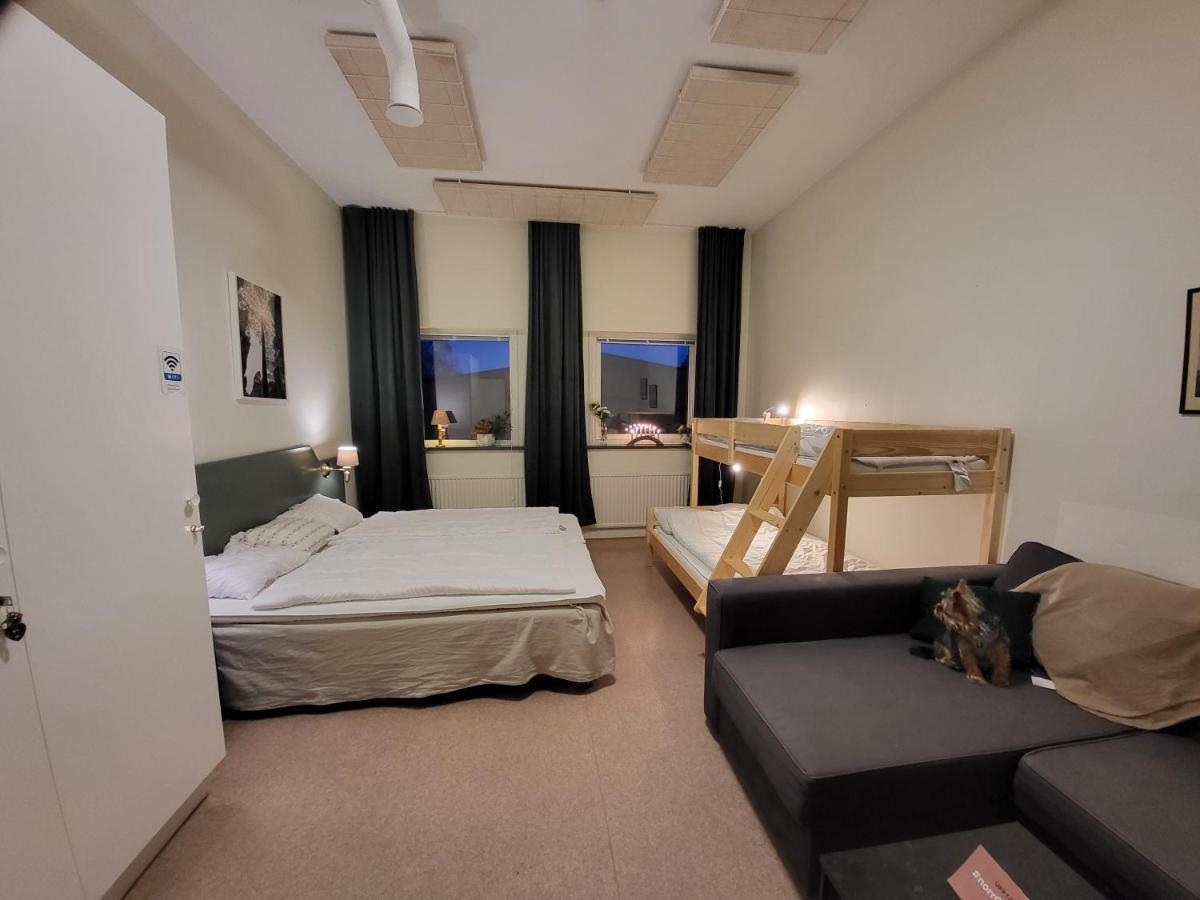 Kg Sleepover & Staellplats Karl Gustav Zewnętrze zdjęcie